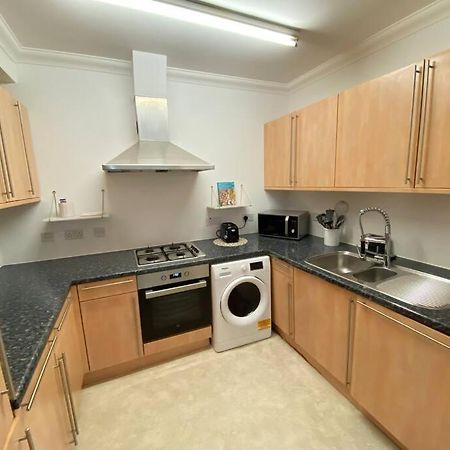 Wonderful Baker Street Flat! Appartement Londen Buitenkant foto